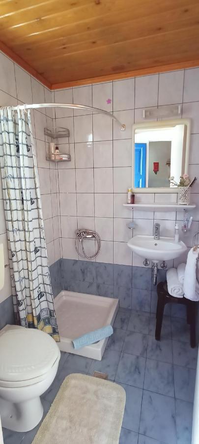 Kaminakia Apartments - Adults Only Policy - Delve Into This Little Oasis Where Peace And Quiet Reign Supreme - Sheltered By An Evergreen Cypress Forest - Offering A Large Swimming Pool Exclusively For Guests' Use And Breathtaking Sea Views From Every Fiskardo Esterno foto